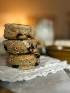 cinnamon-raisin-sourdough-english-muffins