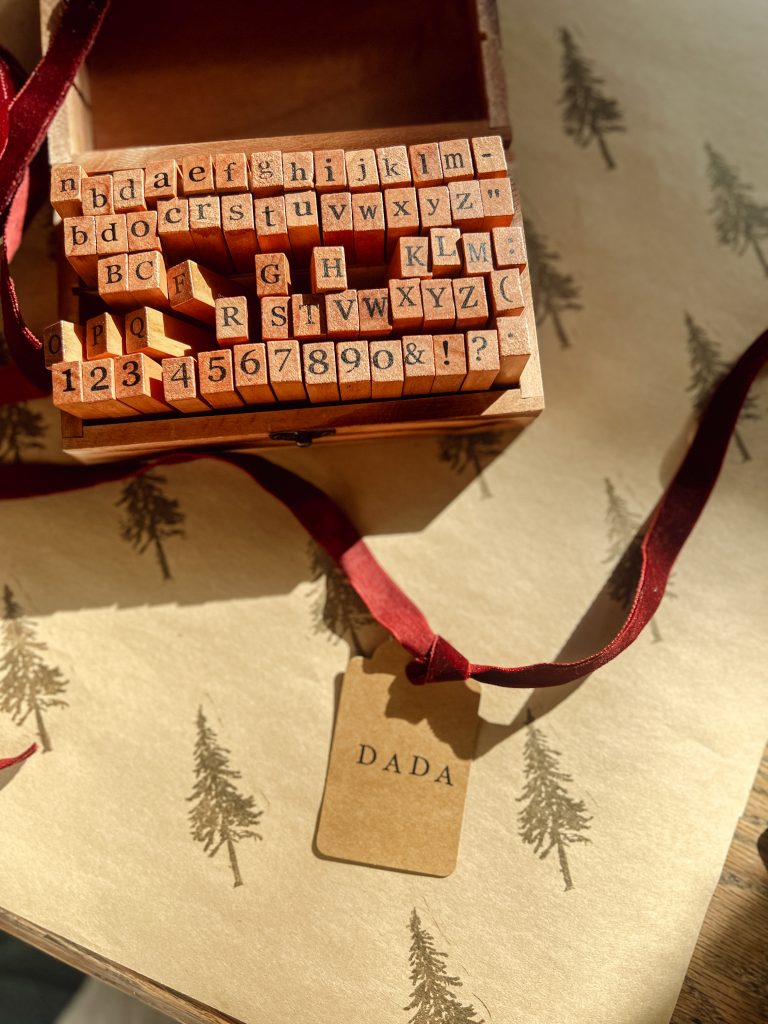 Vintage Inspired Gift Tags & Ribbons